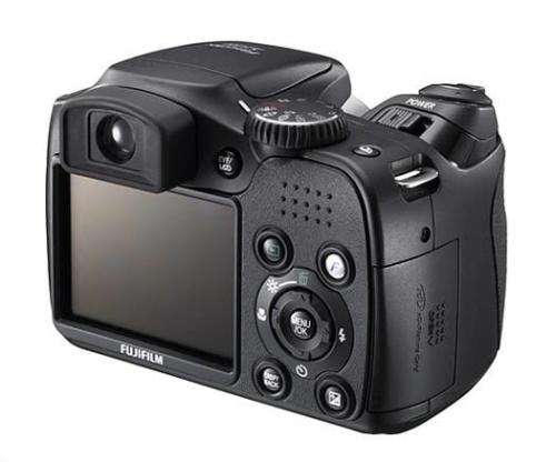 Fujifilm FinePix S5700 - 7.1MP - 10x Zoom - Digital camera
