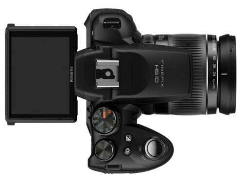FUJIFILM FINEPIX HS10