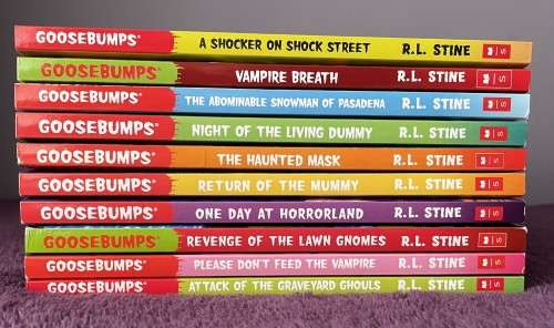 Goosebumps by R.L. Stine - 10 Books (Paperback)