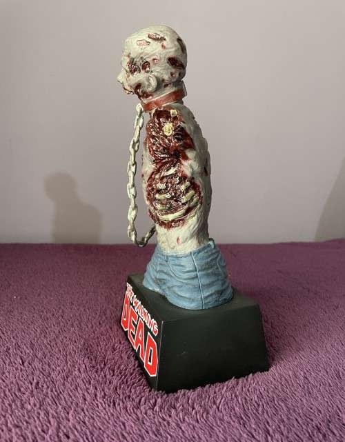 Diamond Select Toys The Walking Dead Michonne`s Pet Zombie Color Vinyl Bust - Coin Bank