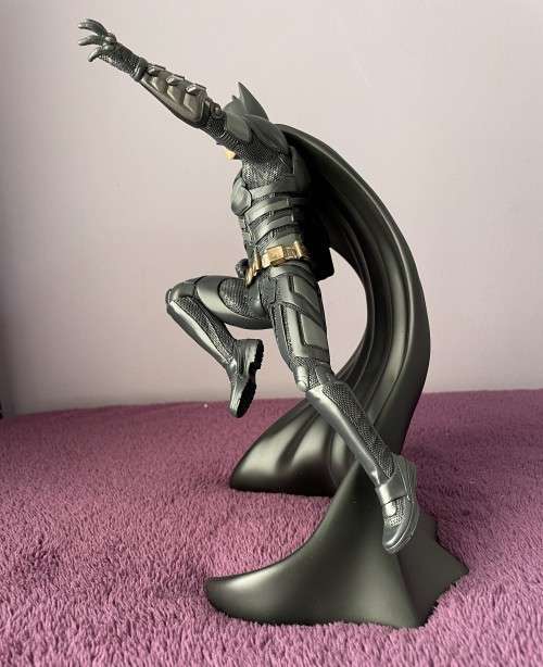 Christian Bale Batman Statue Dark Knight sculpted by Kolby Jukes DC Direct Limited Edition 1465/6000