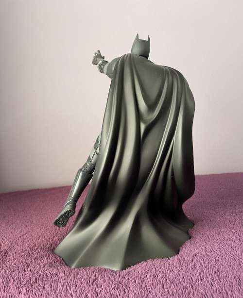 Christian Bale Batman Statue Dark Knight sculpted by Kolby Jukes DC Direct Limited Edition 1465/6000