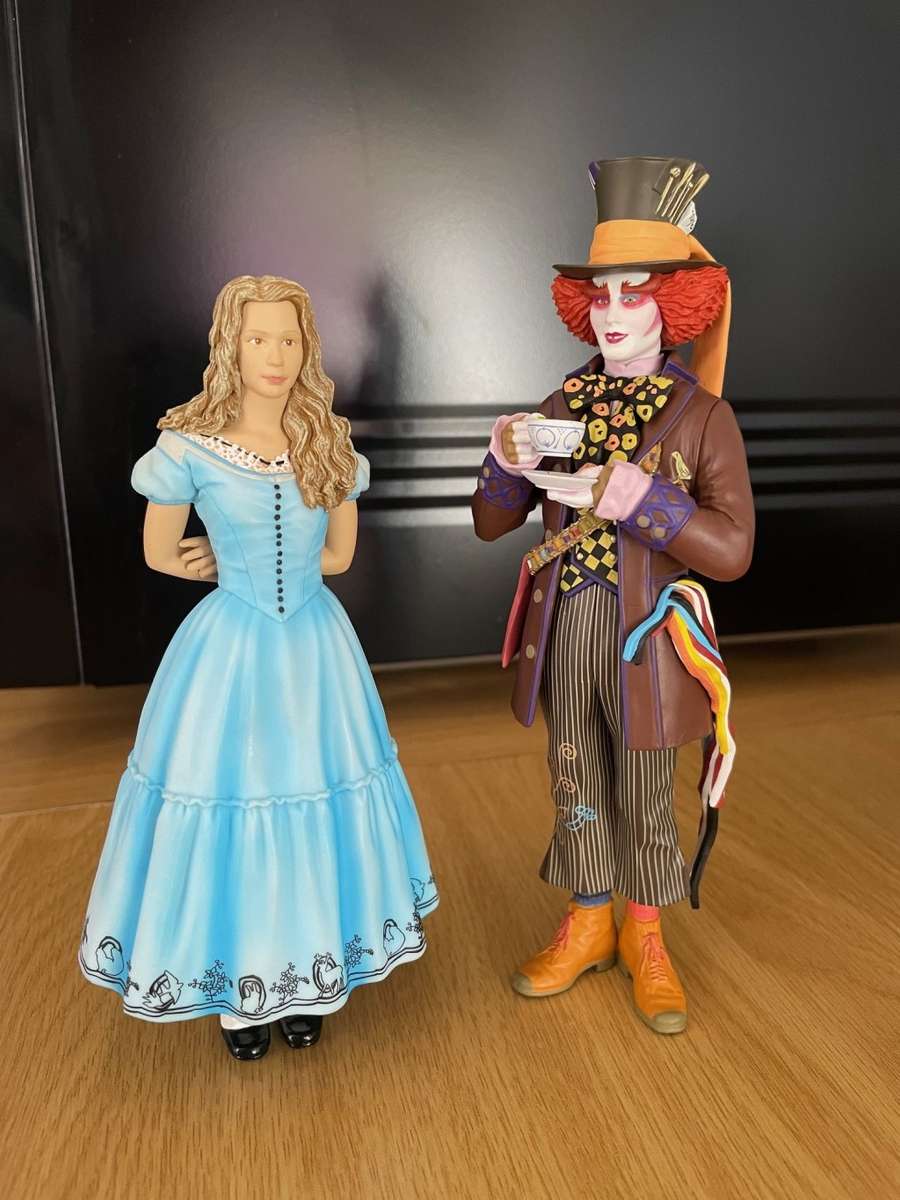 Alice In Wonderland  Medicom PVC Ultra Detail Figures