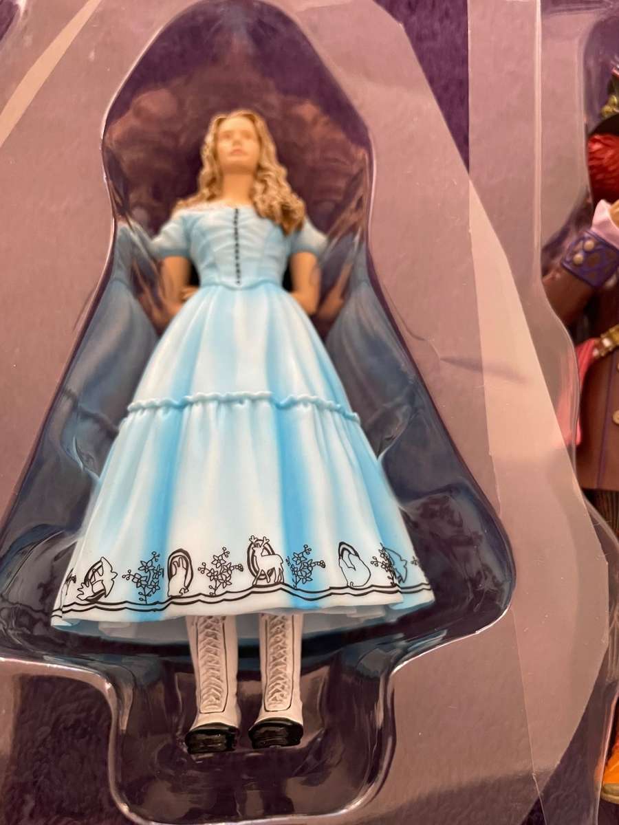 Alice In Wonderland  Medicom PVC Ultra Detail Figures