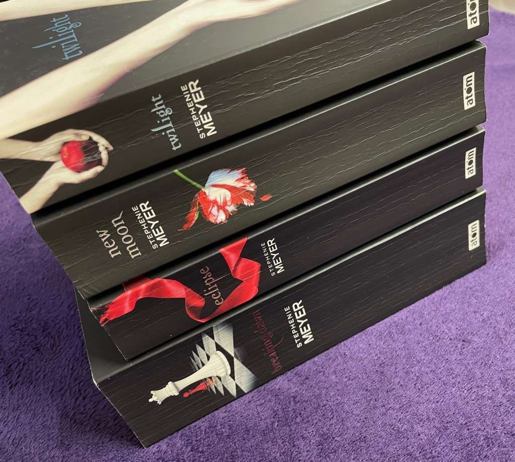 The Twilight Saga Collection 4 Books (Softcover) - Stephenie Meyer