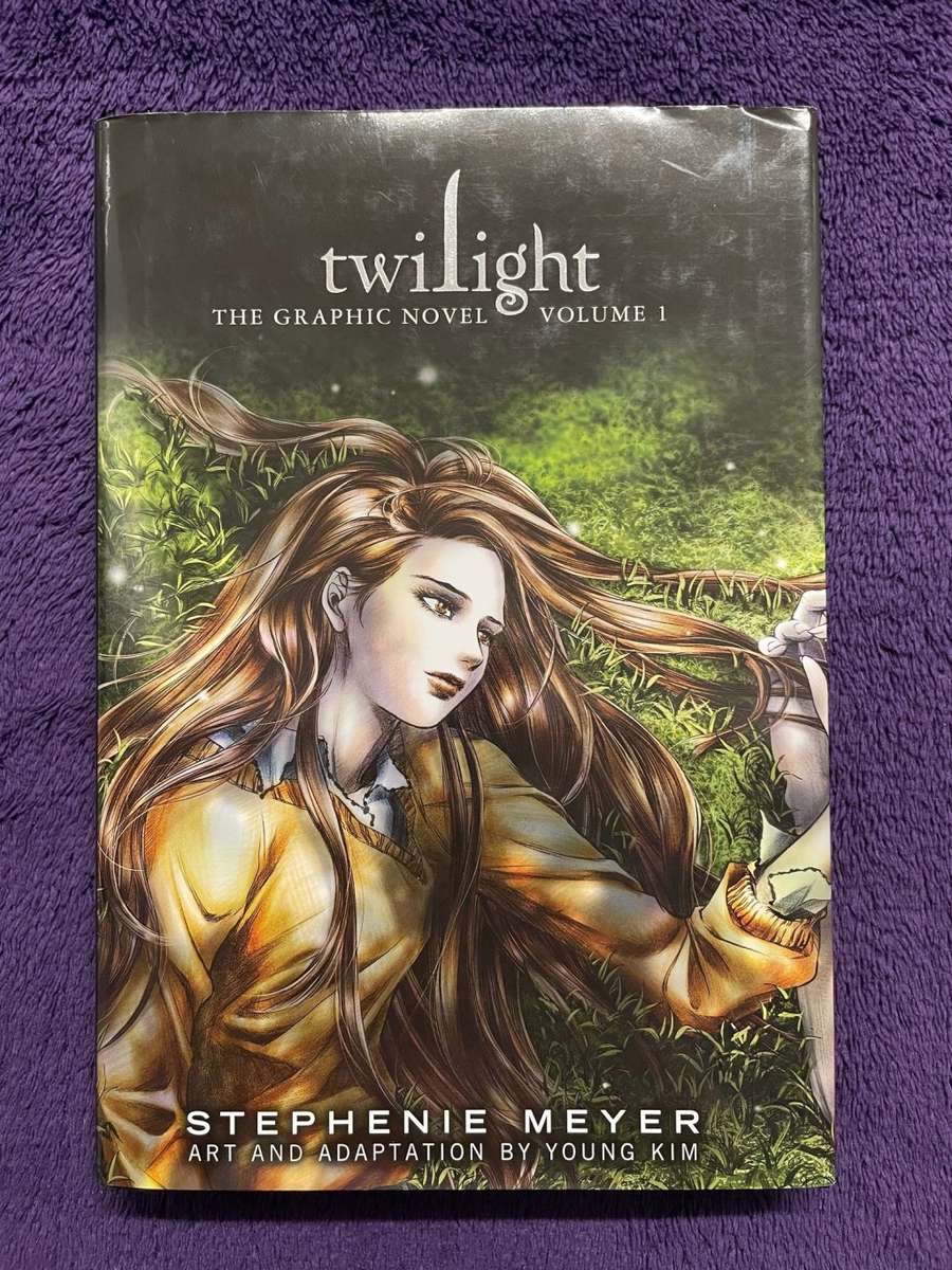 Twilight: The Graphic Novel, Volume 1 - Young Kim & Stephenie Meyer