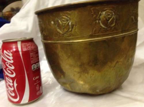 1 BRASS VASE embossed STYLE  SCOTISH  ART &CRAFTS BROAD  REPOUSSE DECOR TOP HAS BAND OF ROSES