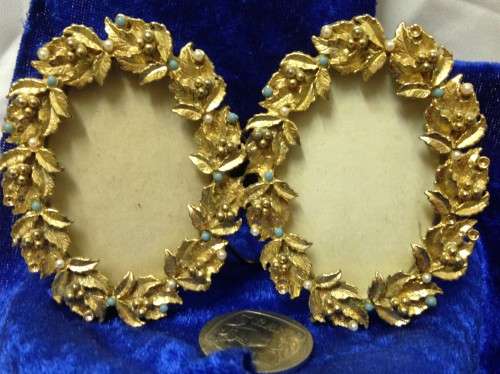 TORQUISEandPEARL *GILTtone MetalDouble Photo FRAME*1950`s[missing stones