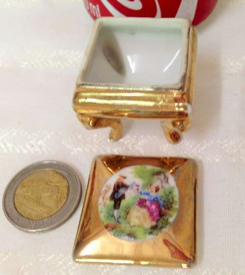 miniature*TRINKET BOX!!! LIMOGE STYLE FRENCH" Romance" !!GREAT COUNTRY HOME DECOR!!