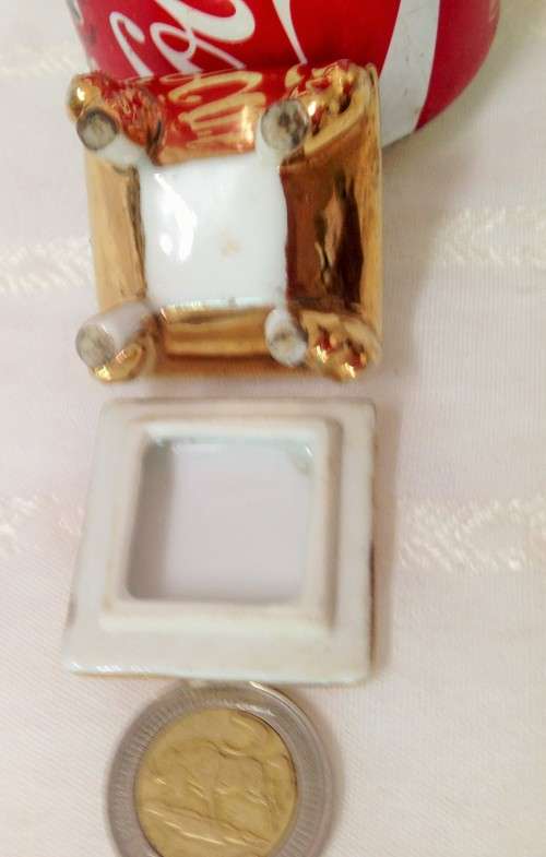 miniature*TRINKET BOX!!! LIMOGE STYLE FRENCH" Romance" !!GREAT COUNTRY HOME DECOR!!