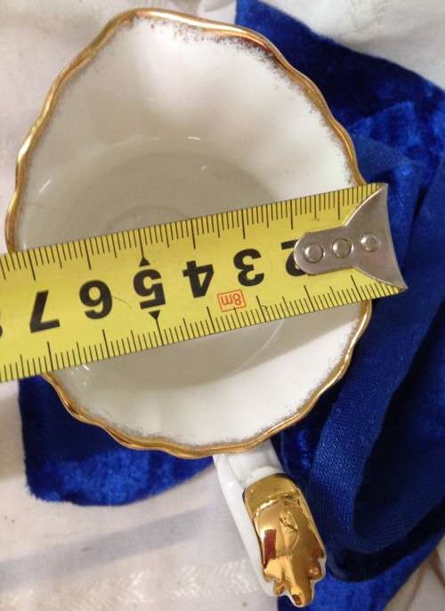 Royal AlbertJUG Old Country Roses crack *LOOK At All My BUY NOW listings NO WAITING