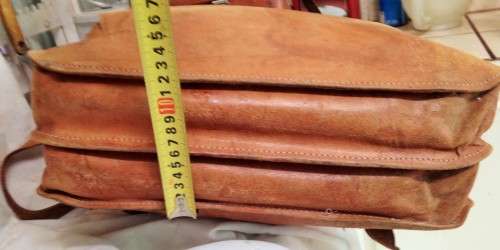 OLD LEATHER SATCHEL 2 DIVISION!!!GREAT COUNTRY HOME DECOR!!!*L@@K AT MY BUY NOW LISTINGS No WAITING