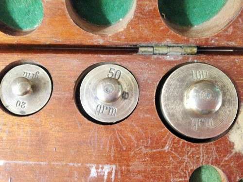 Antique 4 BRASS CAPSTAN SHAPE SCALE WEIGHTS BOXED+7assorted*5 flat+*2!GREAT COUNTRY HOME DECOR!