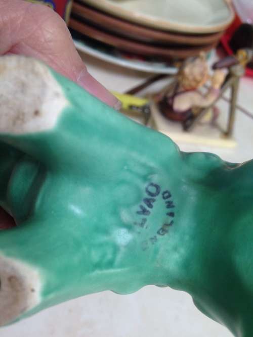 bid each one*1 BOY  HUMMEL+1 SYLVAC SCARDY CAT-BESWICK DOG REPAIRED DAMAGES TO CERAMIC* SO.So  Sweet