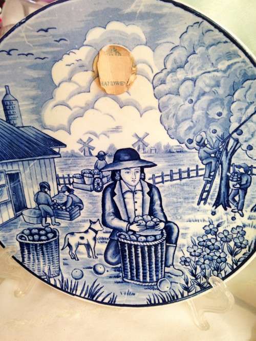 1DELFT HAND MADE WALL PLATE+1damagedinFree"GREAT COUNTRY HOME DECOR*L@@KatMyBUY NOW ITEMS*NO WAITING