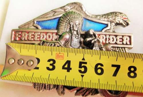 ??BARLEY DAVIDSON -HAS RED INDIAN ON MOTOR CYCLE  BELT BUCKLE -SILVER TONE -BASE METAL