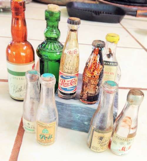 9 miniatures assorted1COKE1PEPSI[all one bid]!GREAT COUNTRY HOME DECOR!L@@Kat MY*BUY NOW*NO WAITING!