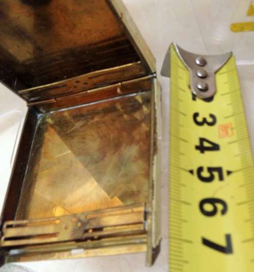 RARE*EnamelCreamGreenSLIM*CIGARETTE CASE Green Rhine stone Catch H75