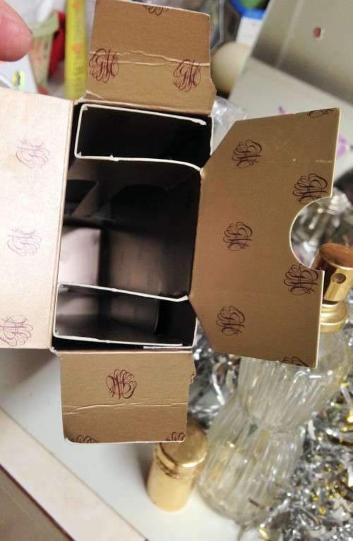 Perfume bottle YOUTH DEW empty + empty Box Royal Secret
