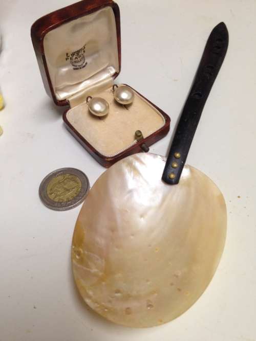 VINTGE LOTUS SCREWonPEARLearrings*ORIGINALboxSimilated+mopCAVIAR SPOON*GREAT COUNTRY HOME DECOR*l@@K