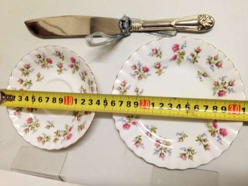 ROYAL ALBERT*CAKE PLATESAUCER+CAKE KNIFE*GREAT COUNTRY HOME DECOR*L@@KatMY*BUY NOW*items*NO WAITING*