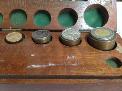 Antique 4 BRASS CAPSTAN SHAPE SCALE WEIGHTS BOXED+7assorted*5 flat+*2!GREAT COUNTRY HOME DECOR!