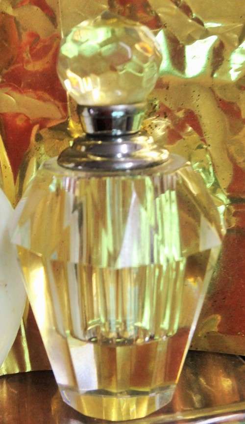 EXQUISITE*Crystal cut GLASS Perfume bottle + LID Empty