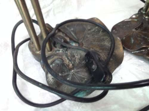 2BEDSIDE TABLE LAMPS*AsIsInPICTURE CONDITIONREAD*GREAT COUNTRyHOMeDECOR*L@@katMY*BUYNOW*NO WAITING*