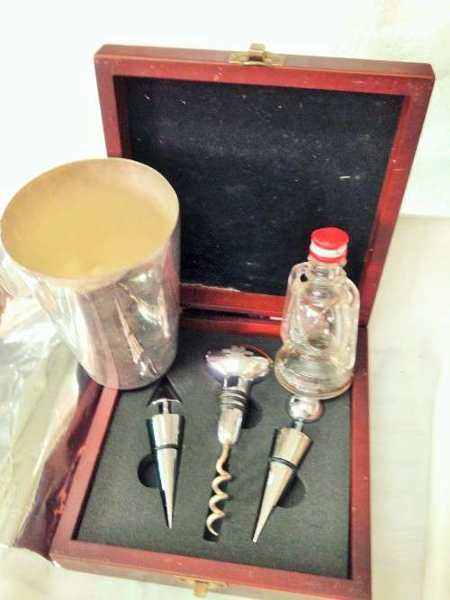 3 mix*MetBar tools boxMapin+webEPNSMUGglassBottle*GREAT COUNTRyHOMeDECOR*L@@katMY*BUYNOW*NO WAITING*