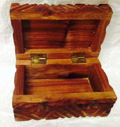 BOX - hand CARVED Wood Jewellery Cufflinks Look at my Buy Now listings No Waiting