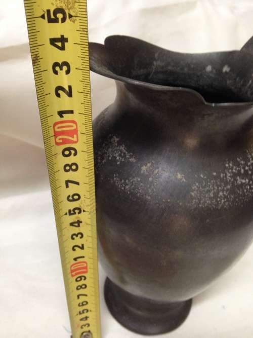 JUG  Pewter Large Petal shape spout Holland