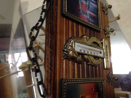 LONDON Bridge Scene Barometer+ key holder