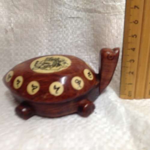 Compass - ORIENTAL c 1949/50 Japanese Feng Shui Tortoise Wood bone  insets Calligraphy