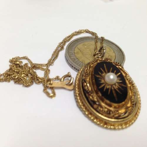 *RARE*`SPHINX`Black Cut glassPearlChainfaux Jewellery ByS Root 1947 ChiswickUK maker