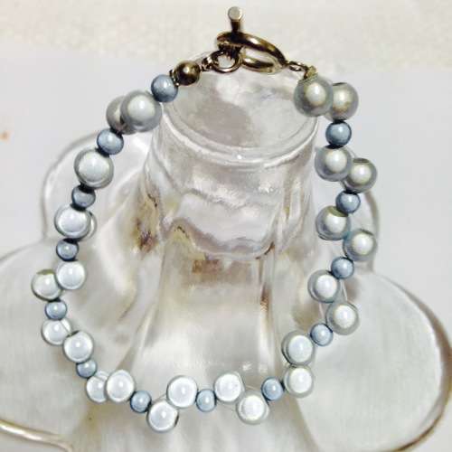 Bracelet good amount small blue synthetic blue round beads