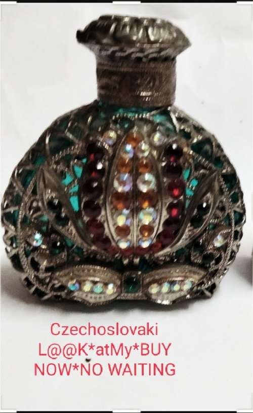 *Bohemian Perfume bottle Rhinestone crystal embellished