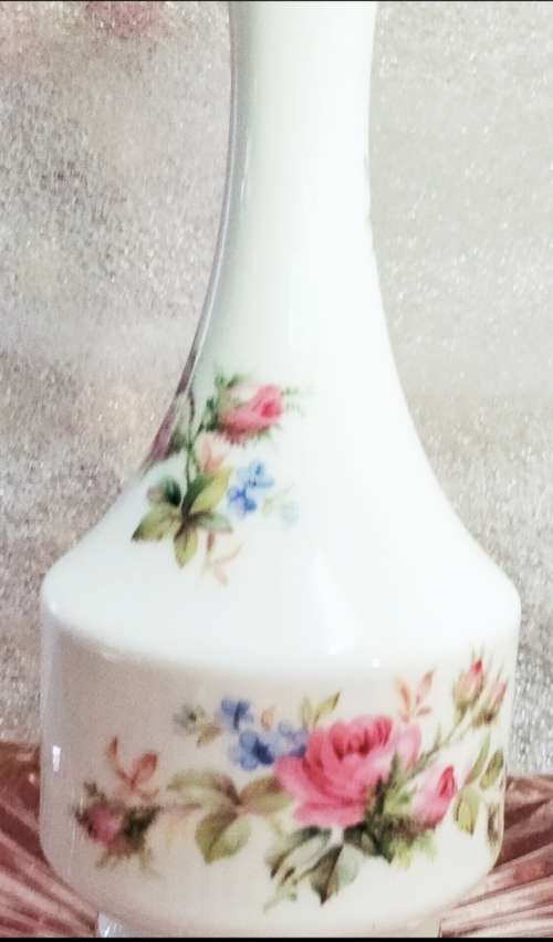 Royal Albert* Moss Rose *Posy Vase Bone china British Look AtMy Buy Now Listings NO WAITING