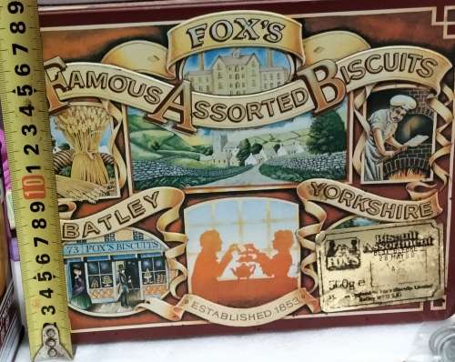 TIN - FOX Famous assorted Biscuits