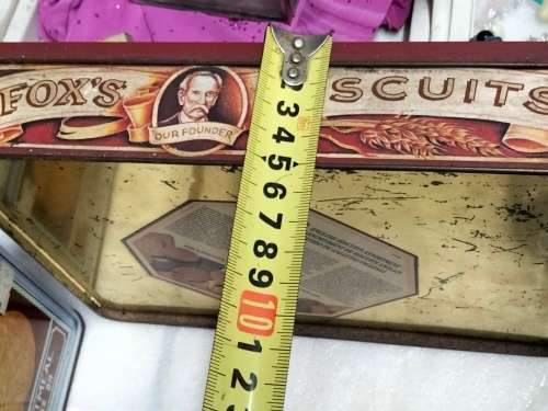 TIN - FOX Famous assorted Biscuits