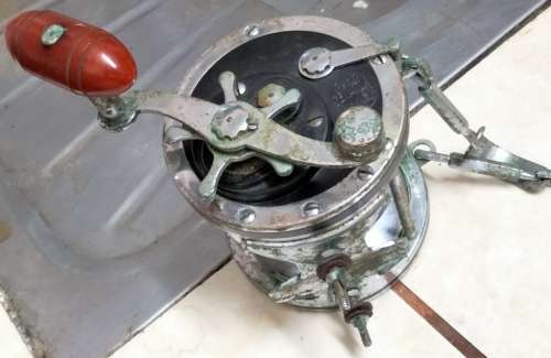 Vintage  1 Fishing Reel Penn Senator 9 /0 made in USA