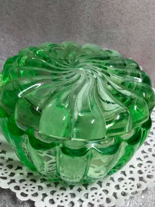 Art Deco Vaseline Swirl Rib Uranium Glass bowl +lid