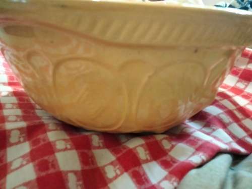 1930/50s TG Green XXL ceramic the mixing bowl GREEN DOT distressed Look at my Buy Now listings No Wa