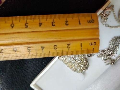 Necklace signed Avon Chain Silver - Gold  Pendant PUFF Heart Masses Crystal - Back Cutout Hearts