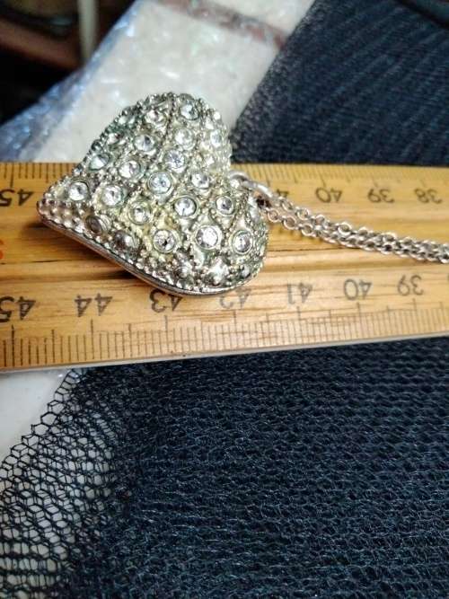Necklace signed Avon Chain Silver - Gold  Pendant PUFF Heart Masses Crystal - Back Cutout Hearts