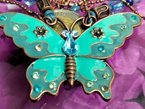 Necklace signed Avon Blue Butterfly enameled Pendant Crystals back copper tone metal duo chain