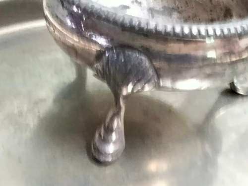 SALTS - 1 Metal open Pot on 3 Paw Feet silver tone metal