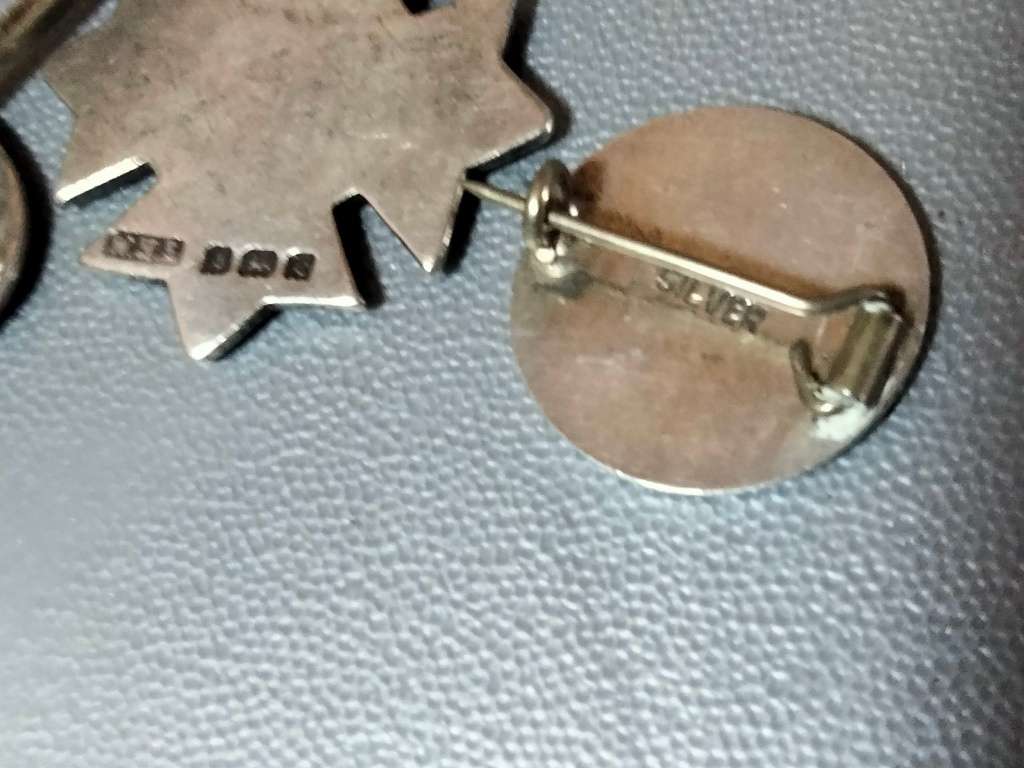 STERLING SILVER Fob CharmMalteseCrossShield William LeatherBIRMINGHAM+WW2PinVolunteer+Sweetheart Bro