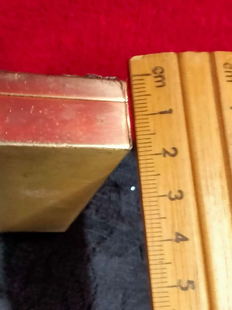 Ladies cigarette box - embossed rectangular hinged lid gold tone metal