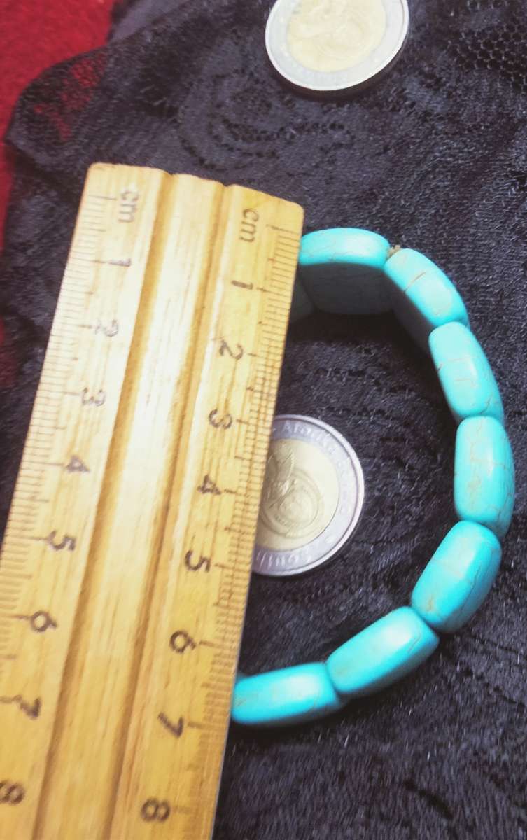 BANGLE Simulated Torquoise Howlite beads Stretch bangle SEMI PRECIOUS GEM STONE