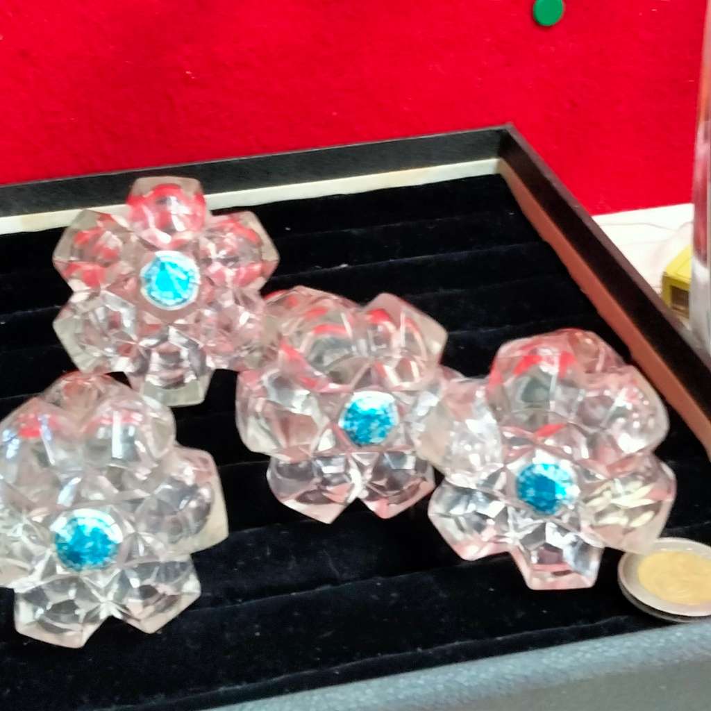 SALTS - 4 FB Rogers Crystal Japan glass salt+pepper shakers + EPNS* Lids+